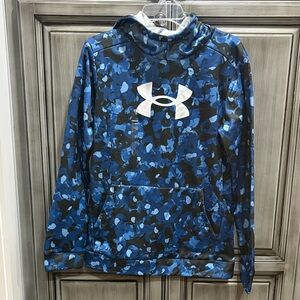 Youth NWT Under Armour Blue and Black Camo Hoodie